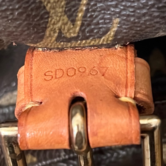 Louis Vuitton authentic backpack. Amazing condition. - Picture 15 of 15